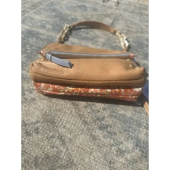 Hammitt Women's Garden Party Leather Dillon Reversible Crossbody Bag - Picture 5 of 13